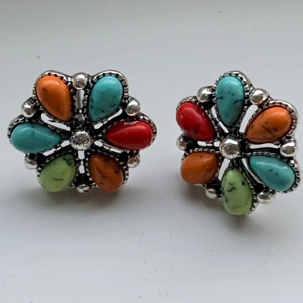Southwest Flower Cluster Style Studs, Turquoise Accents - Petite